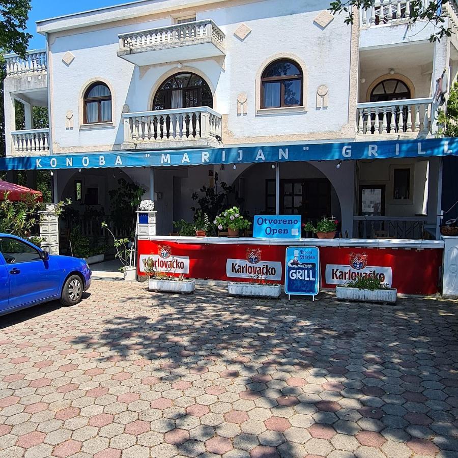 Apartments Hugo Малинска Экстерьер фото