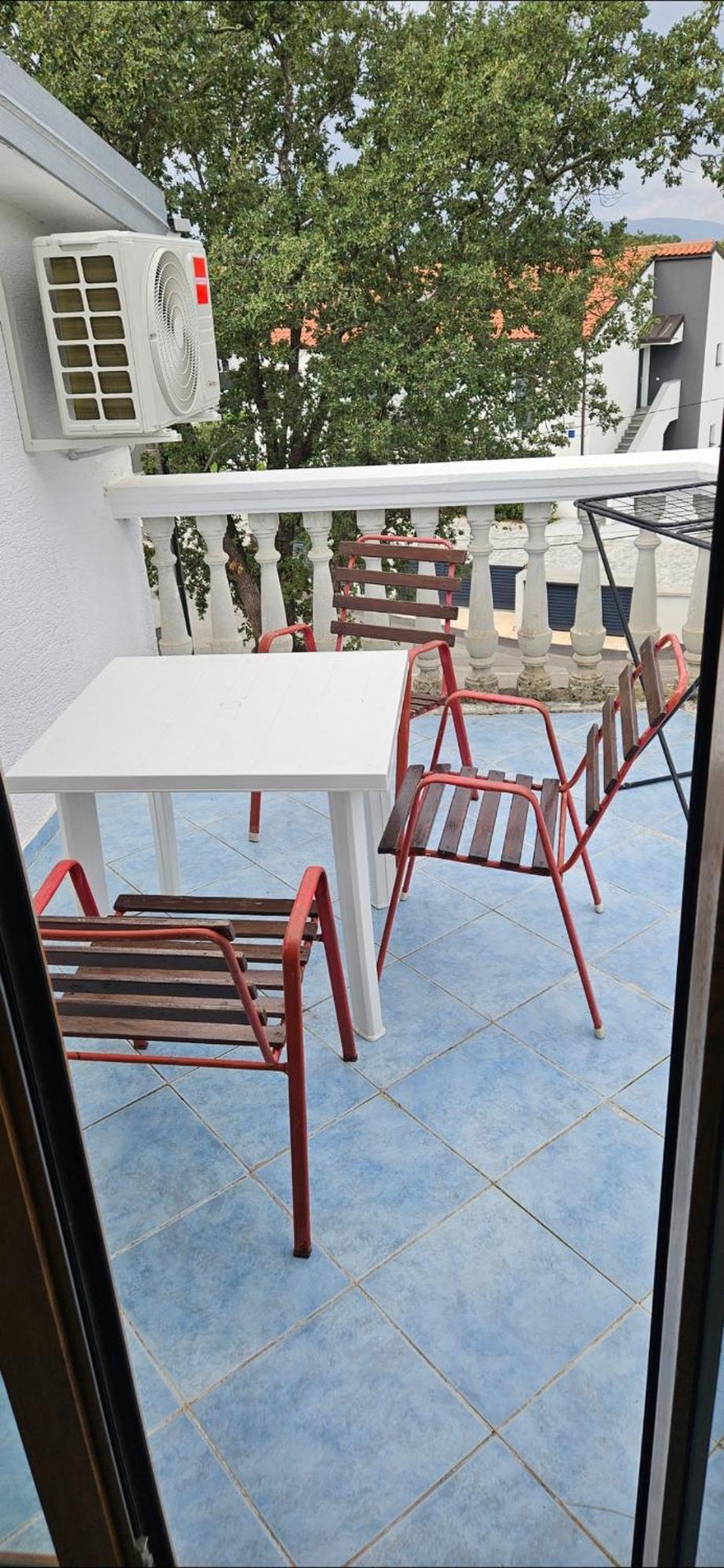 Apartments Hugo Малинска Номер фото
